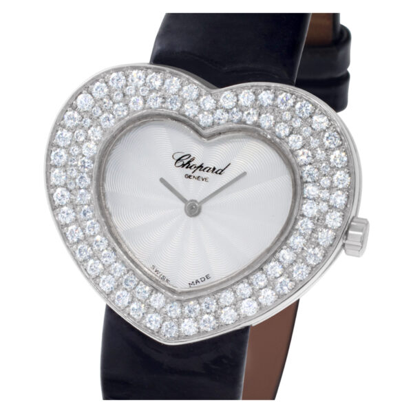 Chopard Heart 5631 18k White Gold Mother of Pearl dial 32mm Quartz watch