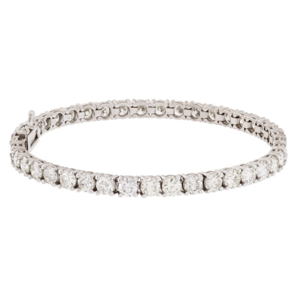 4 prong tennis bracelet with diamonds