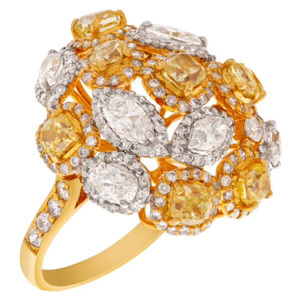 Fancy yellow diamond ring set in 18k