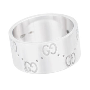 Ladies Gucci ring in 18k white gold