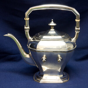 Antique Reed and Barton Sterling Coffee/Teapot Kettle by Warwick 32.86 oz troy