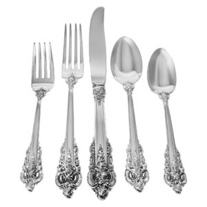 "GRANDE BAROQUE" Sterling Silver Flatware Set, patented by Wallace in 1941- 5 place setting for 24 + 14 serving pieces. Over 7500 grams of sterling silver.