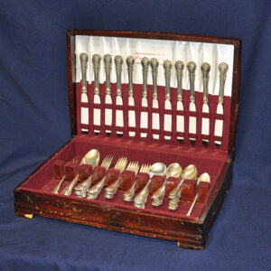 Towle "French Provincial" Sterling Silver Flatware Set. place set + Serving pcs - 91 TOTAL Pcs