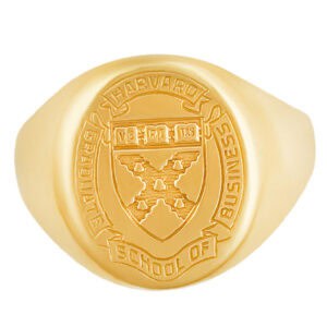 Harvard School of Business ring in 18k yellow gold