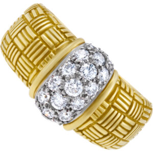 Pave diamond ring in 18k yellow gold. 0.60 carats in diamonds. Size 7