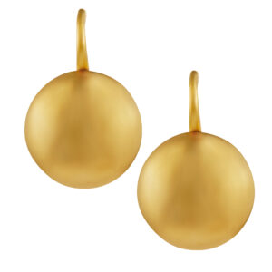 Stylish and simple 18k button Italian earrings