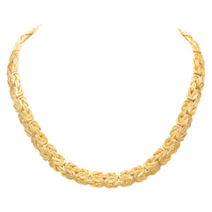 Beautiful necklace in 14k yellow gold