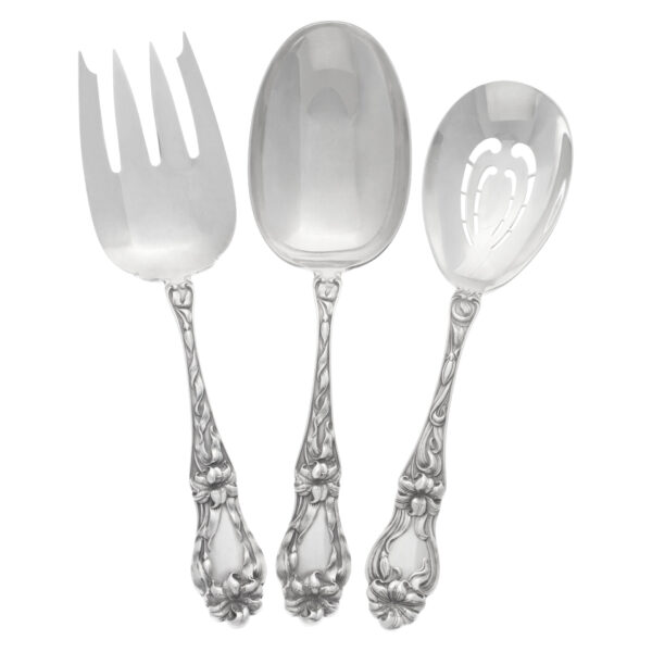 "LILY" Sterling flatware set ptd in 1910 by Frank M Whiting.  Almost complete 8 Place setting for 12 (Dinner & Lunch) + 5 Serving Pieces -  Over 4200 grams of Sterling Silver