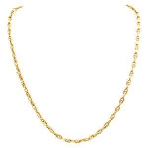 Long gold chain set in 18k yellow gold