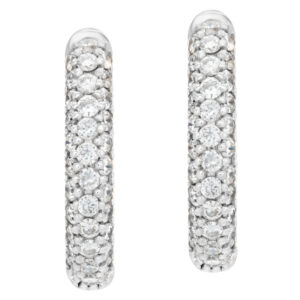 Diamond huggies earrings in 18k white gold