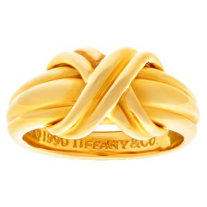 Tiffany & Co. Signature "X" Ring in 18k yellow gold