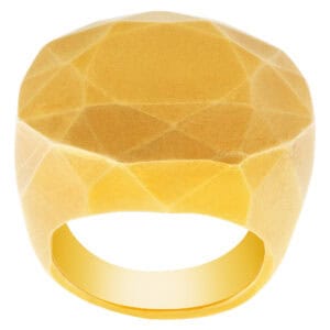 Bold "Power ring" by Diane Furstenberg for H. Stern Collection in 18K yellow gold