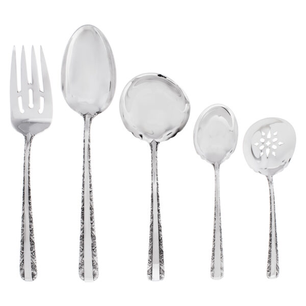 CANDLELIGHT sterling silver flatware set patented In 1934 By Towle Silversmiths. 5 Place setting for 8 + 5 soup spoon, and 9 serving pieces. Over 1800 grams sterling silver.