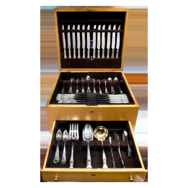 BUCKINGHAM sterling flatware set, patented in 1910 by Gorham. Over 4000 grams of sterling silver-- 9 +4 place setting for 12 + 6 Serving Pieces.