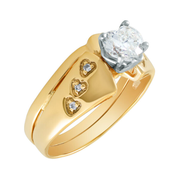 GIA certified heart-shaped diamond 1carat  (F color, VS2 clarity) ring set in 14k yellow gold. Size 10.5