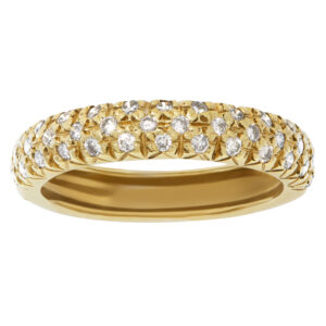 Precious pavé diamond band in 14k yellow gold. 0.80 carats in diamonds. Size 6