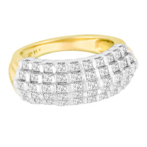 Pretty princess-cut diamond ring in 14k