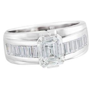 Stunning two tone emerald cut diamond ring