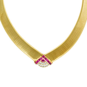 Necklace in 18k yellow gold with rubies and diamonds