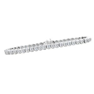 Diamond line bracelet in 18k white gold w/ app. 11.20 carats in round diamonds