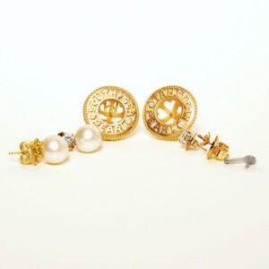 Versatile South Sea Pearls earrings