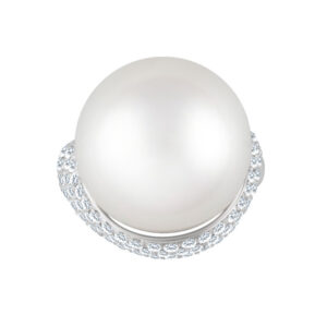 Amazing 18kt white gold ring with 17mm South Sea pearl and approx. 1.73 carats in diamonds