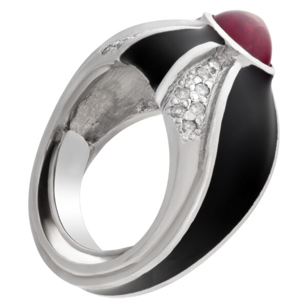 Stunning cabochon ruby and diamond ring in 14k white gold with black enamel