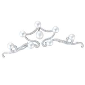 Diamond & pearl tiara in 18k white gold; 7-10.5 mm pearls