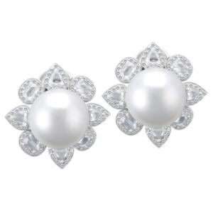 Pearl & rose cut diamond earrings in 18k white gold with 4.10 cts in diamonds & 13.4-13.6 mm pearl