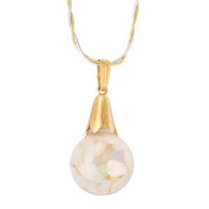 Beautiful 18k white and yellow gold chain with floating opal pendant