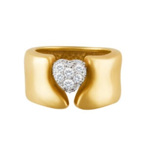 Pave diamond heart ring in 18k with app. 0.25 cts in diamonds