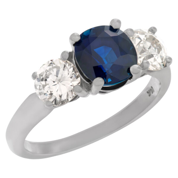 Sapphire & diamond ring in 14k white gold. 1.92 ct AGL certified unheated sapphire.