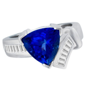 Tanzanite ring 18k white gold