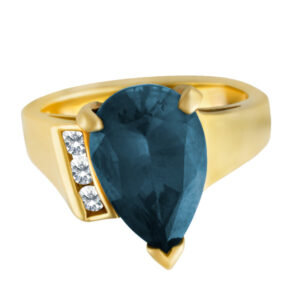 Topaz 18k ring