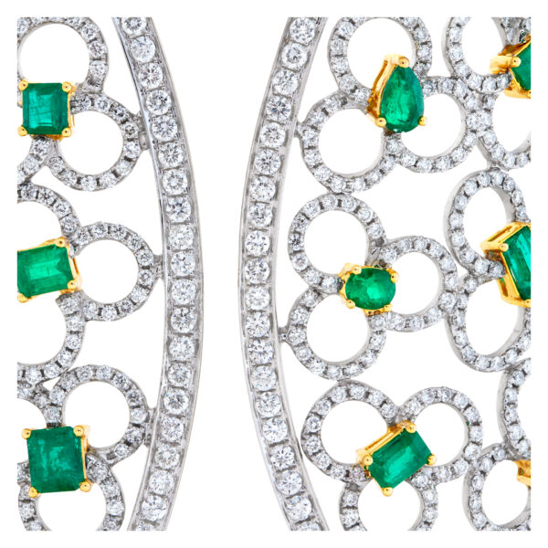 Emerald and diamond cuff 18k white gold. 21.24 carats in Diamonds, 16.80 carats in emeralds.