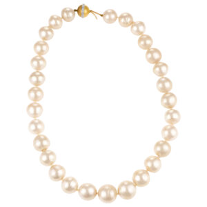 South Sea pearls with golden-pink necklace hue