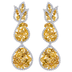 Drop diamond earrings in 18k yellow and white gold