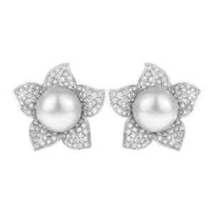 18k white gold pearl earrings with diamond accents