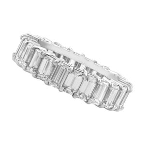 Emerald-cut eternity band in platinum