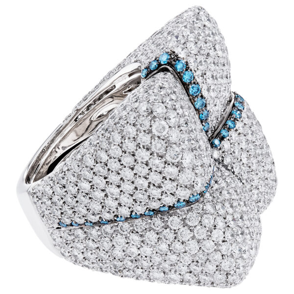 Ladies Diamond Art work in 18k white gold