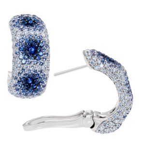 Diamond and sapphire earrings in 18k white gold.