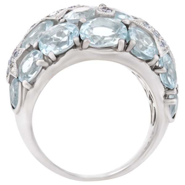 18k white gold topaz ring with diamonds. 4.00cts in topaz, 1.00cts in diamonds