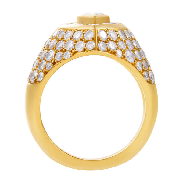 Diamond pave ring in 18K yellow gold. 4 carats in diamonds (E-F color, VVS clarity)