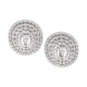 Diamond earrings in 18K white gold. 2.79 carats in white clean diamonds