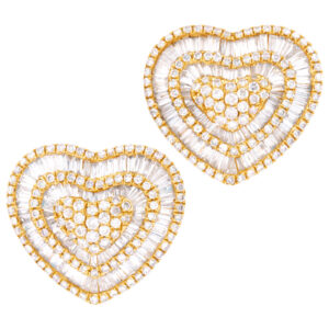 Diamond heart earrings in 18K