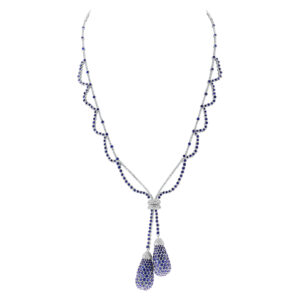 Sparkling diamond and blue sapphire necklace in 18k white gold