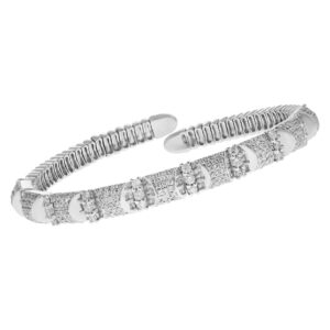 Diamond bangle in 18k white gold. 1.20 carats in clean white diamonds