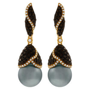 18k yellow gold with agate and white diamond drop earrings