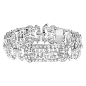 Vintage platinum and diamond bracelet. 8.00 carats (H color, VS2 clarity)