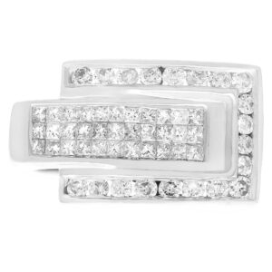 Buckle diamond ring in 14K white gold